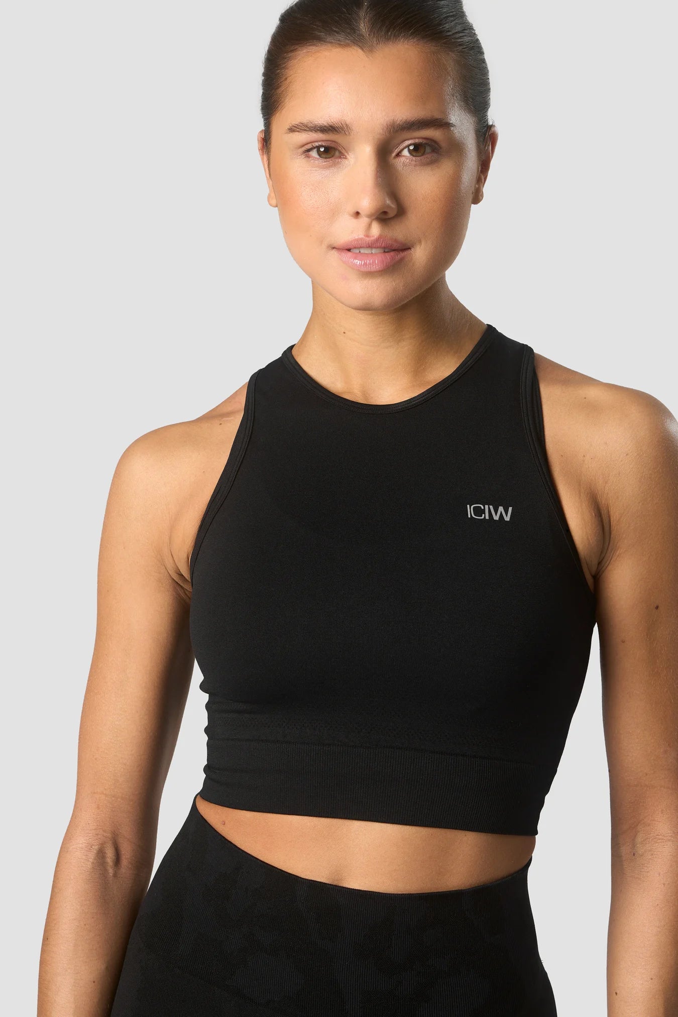 ICANIWILL Define Seamless Cropped Tank Top